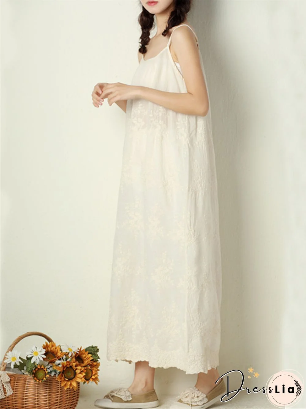 Fresh and Sweet Pure Color Dress Embroidered Loose Cotton Linen Skirt