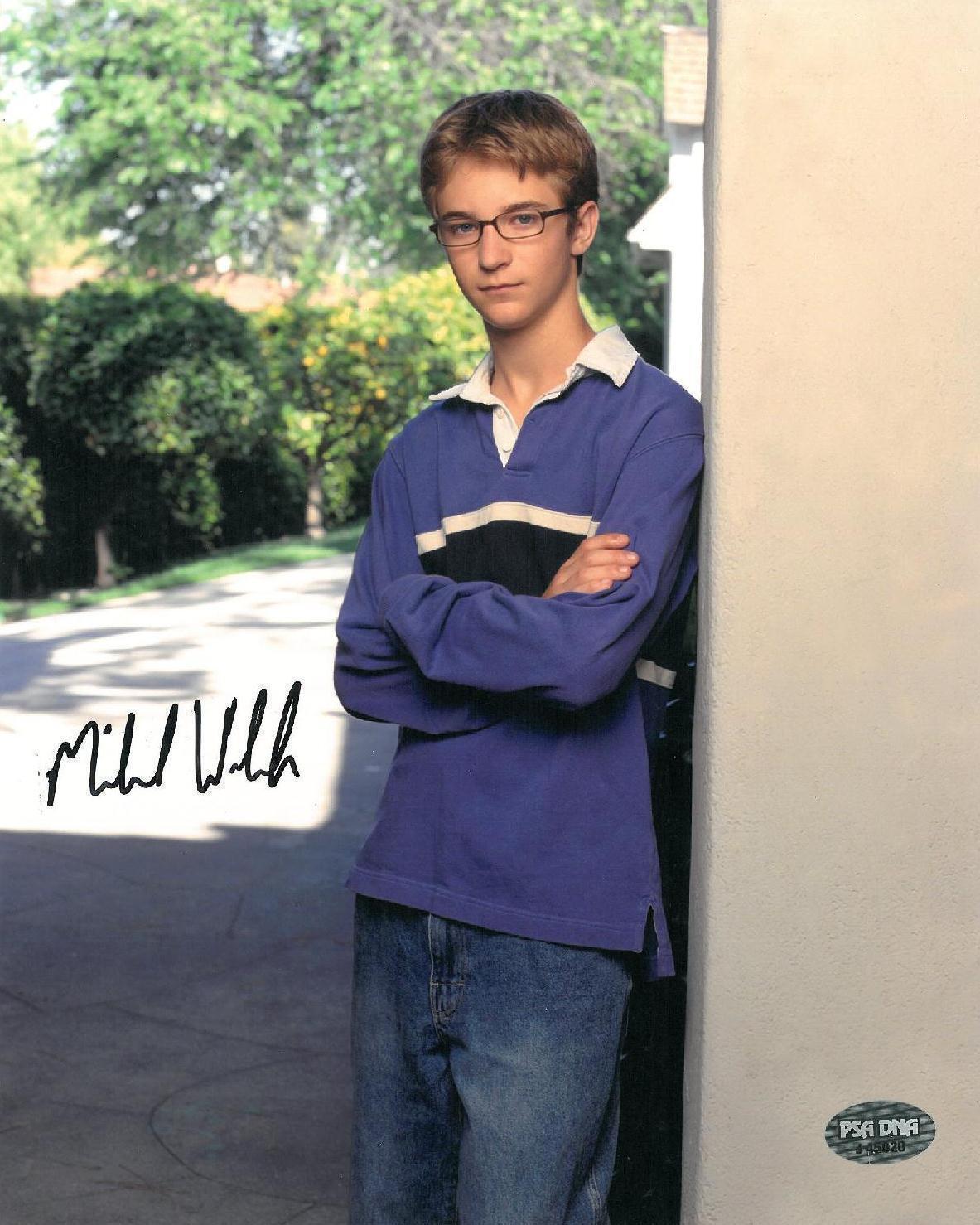 Michael Welch Signed Authentic Autographed 8x10 Photo Poster painting (PSA/DNA) #J45020