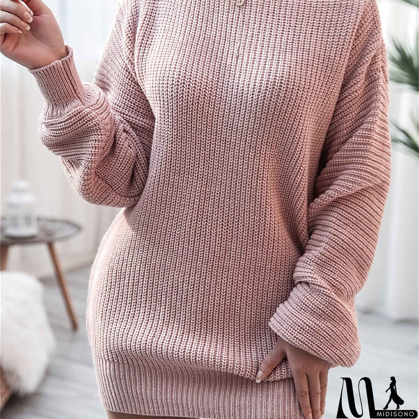 MidiSono - Tailored and Elegant Sweater
