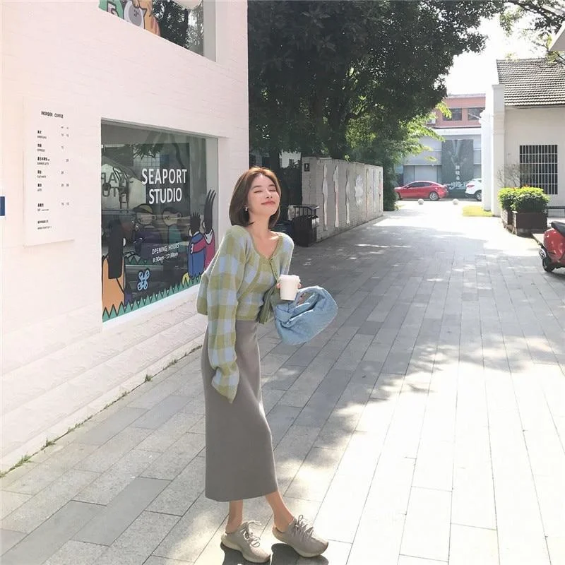 (2Pcs/set ) Korean Fashion Plaid Knitted Cardigan + Checkered Vest Two-piece Set Blusa De Frio Feminina Sueters De Mujer 1125