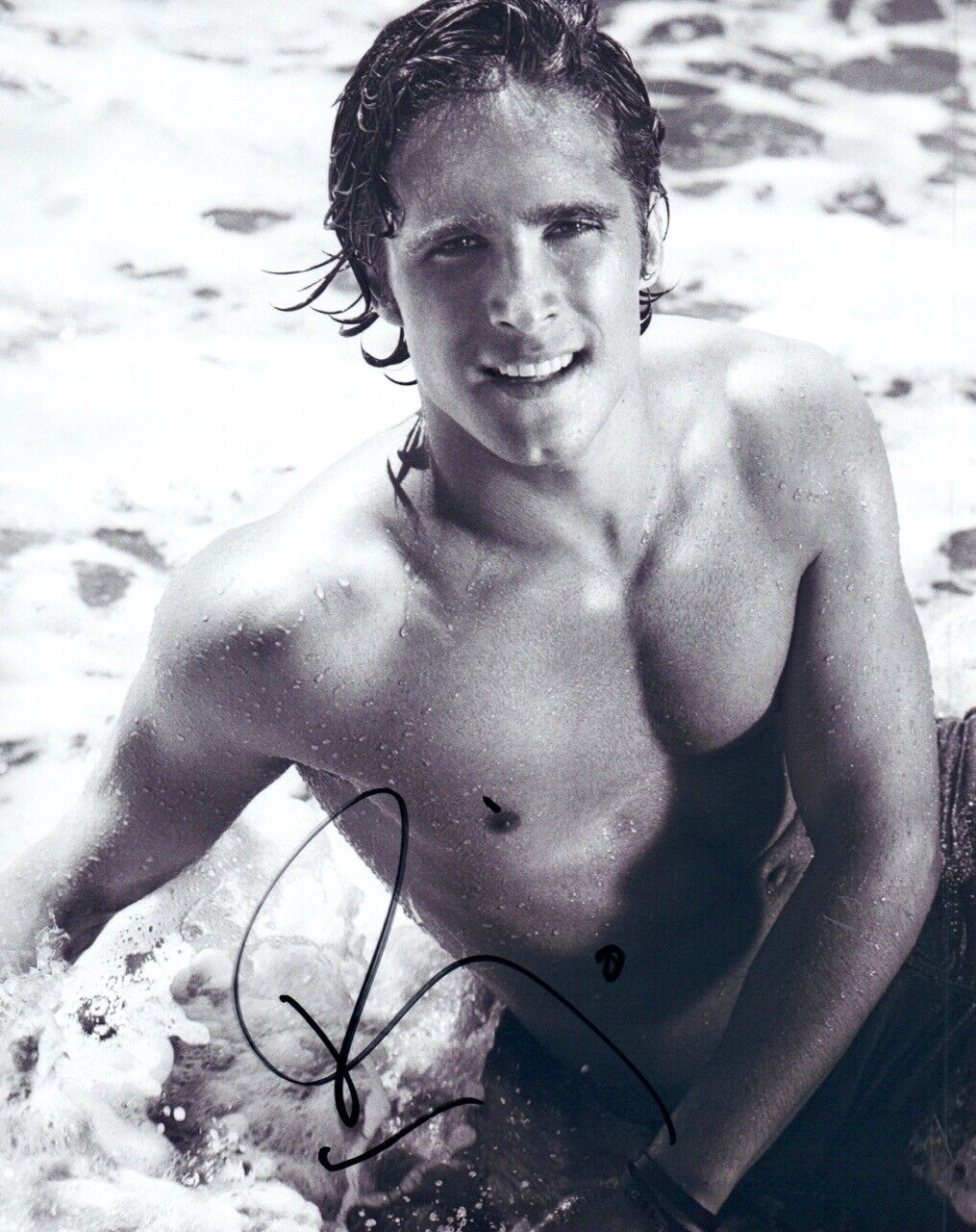 Diego Boneta Signed 8x10 Photo Poster painting Terminator Dark Fate Shirtless Actor COA