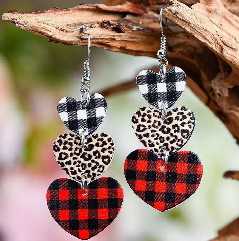 Heart-shaped Red Plaid Retro Earrings