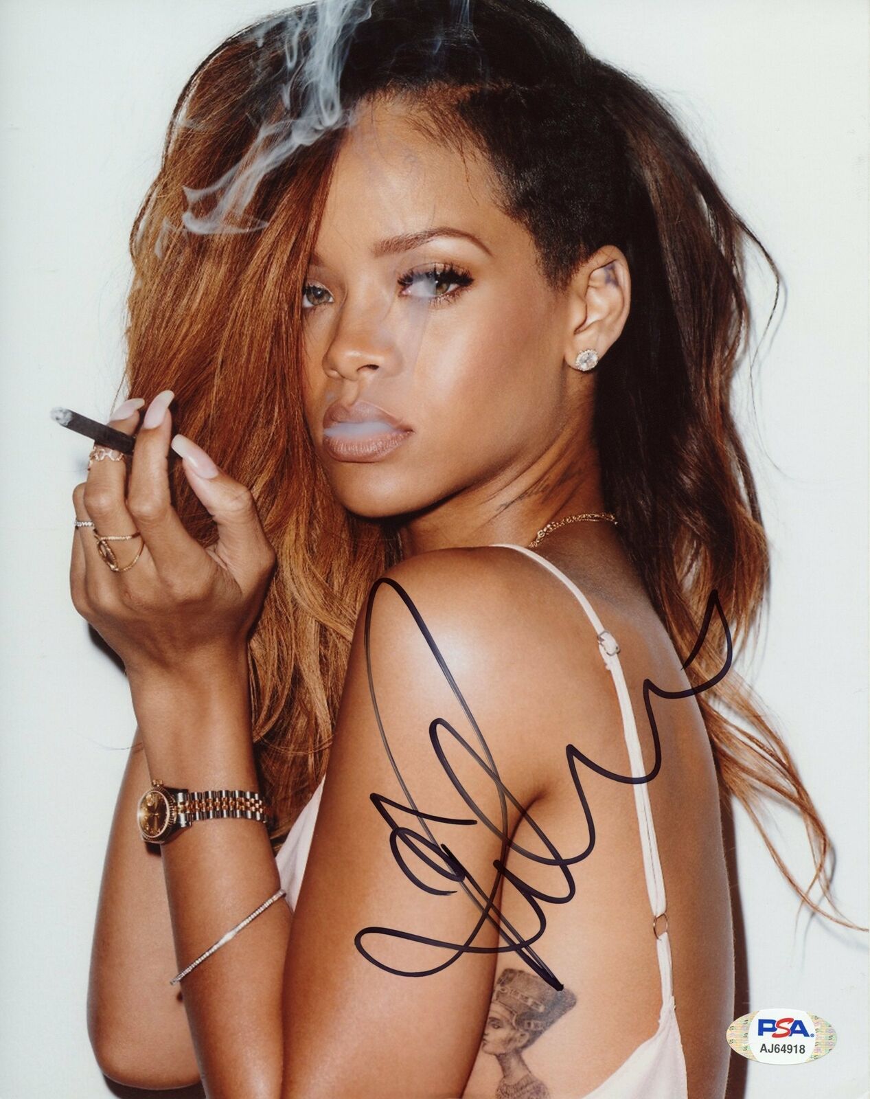 Rihanna Signed Autographed 8x10 Photo Poster painting PSA/DNA Authenticated