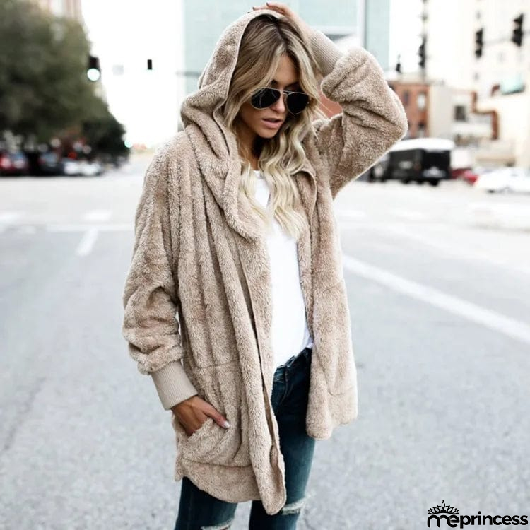 Fashionable and Minimalist winter Coat