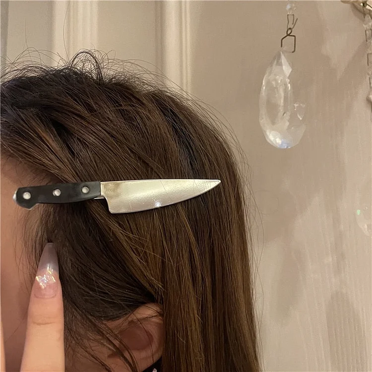 Goth Knife Hair Clip - Gotamochi Kawaii Shop, Kawaii Clothes