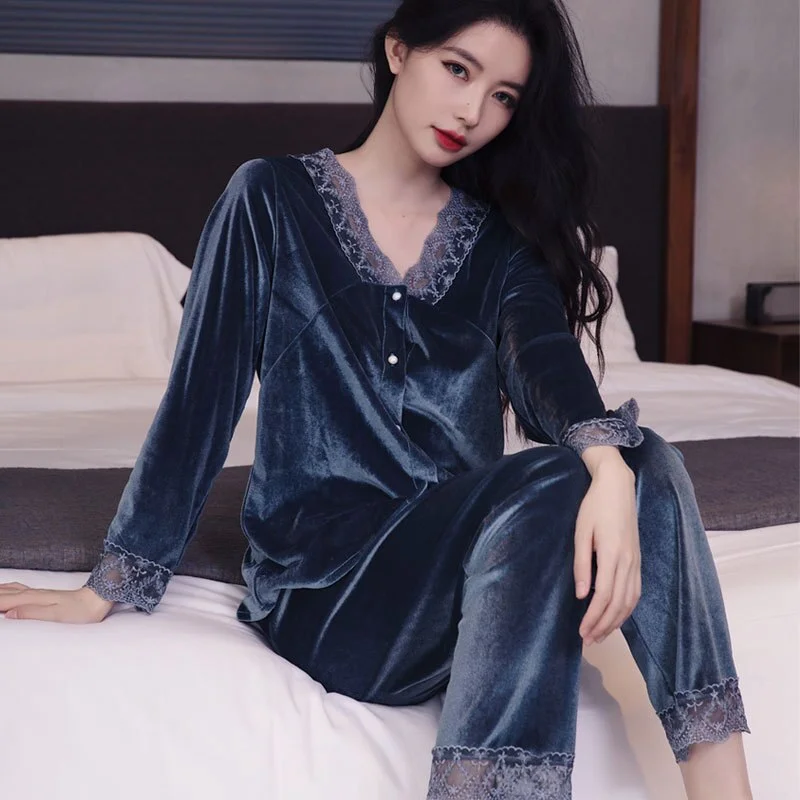 Female Velvet Pajamas Set Long Sleeve Trouser Suits Autumn Winter Velour Sleepwear  Lace V-Neck Nightwear Loose Home Wear