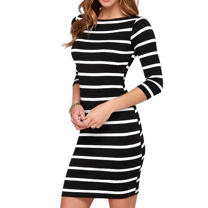 ZSIIBO LYQ61 New Spring Summer Women Round Neck Fashion Black and White Striped Long Sleeve Straight Plus Size Casual Dress