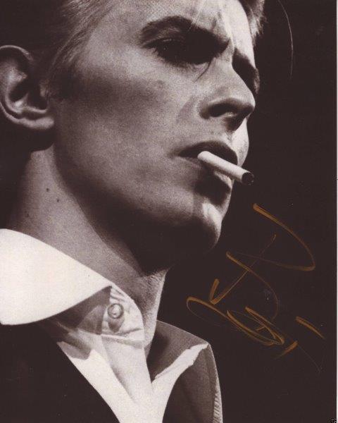 REPRINT - DAVID BOWIE Autographed Signed 8 x 10 Photo Poster painting Poster RP