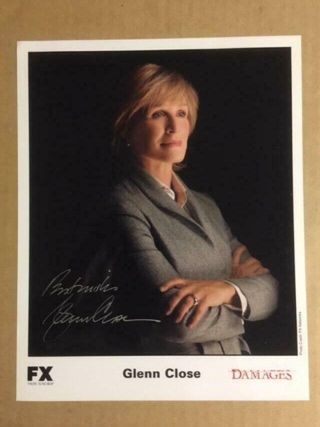 Glenn Close Boldly Signed 8x10 Sharp Photo Poster painting with COA