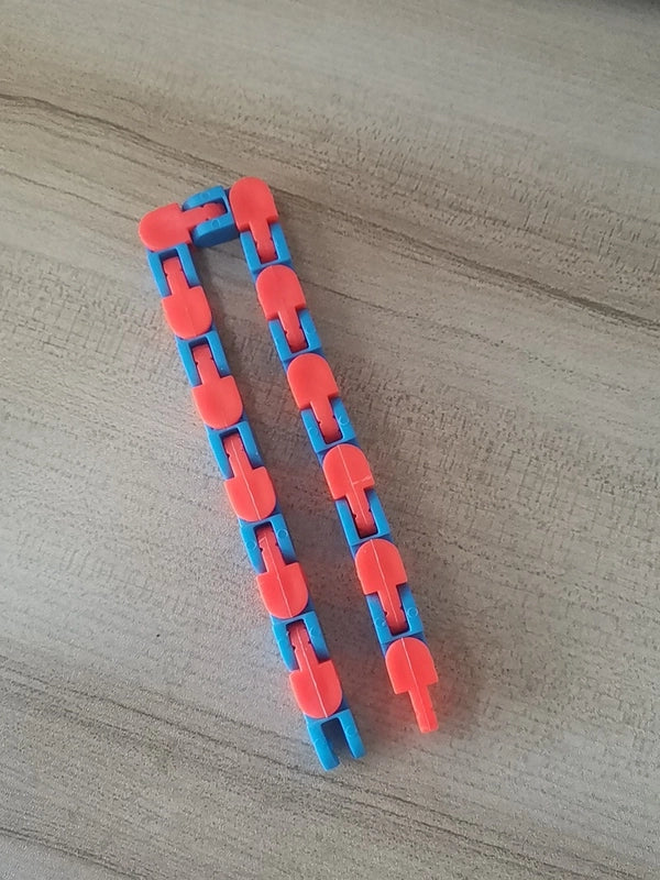 24-section Bicycle Plastic Chain Track Decompression Toy