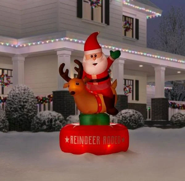 🔥kukelife🔥Christmas-animated inflatable santa and reindeer rodeo scene