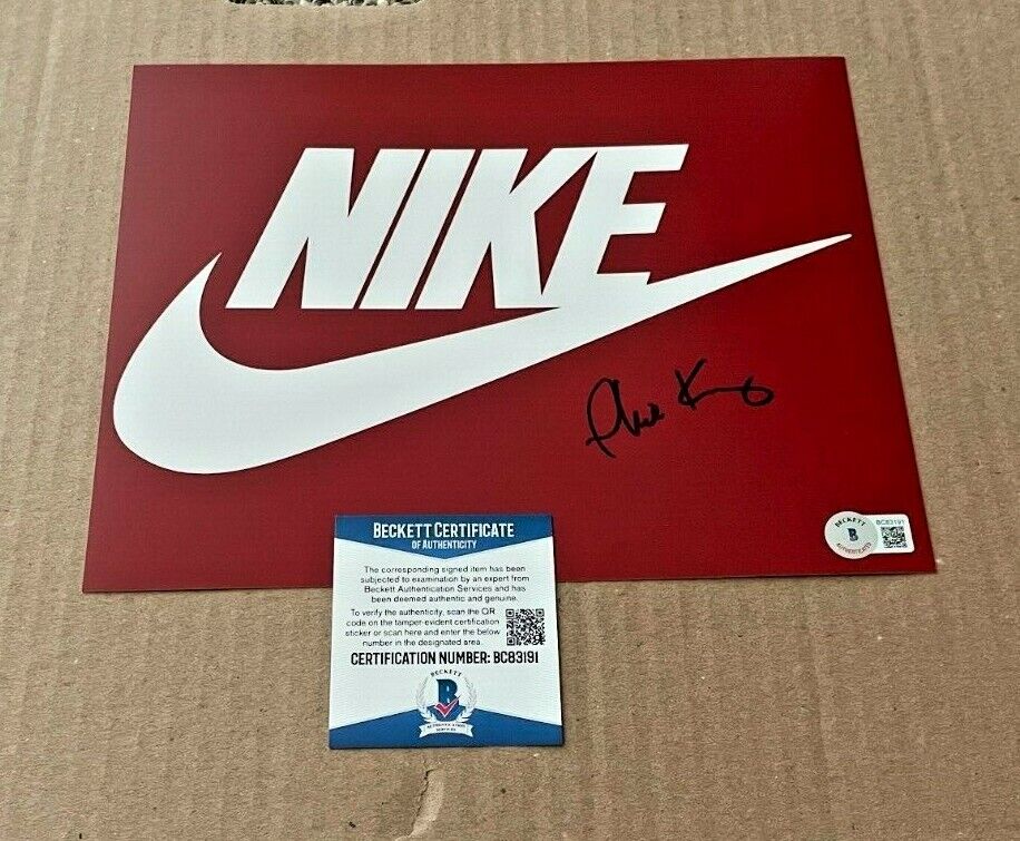 PHIL KNIGHT SIGNED NIKE LOGO 8X10 Photo Poster painting BECKETT CERT NIKE FOUNDER CEO