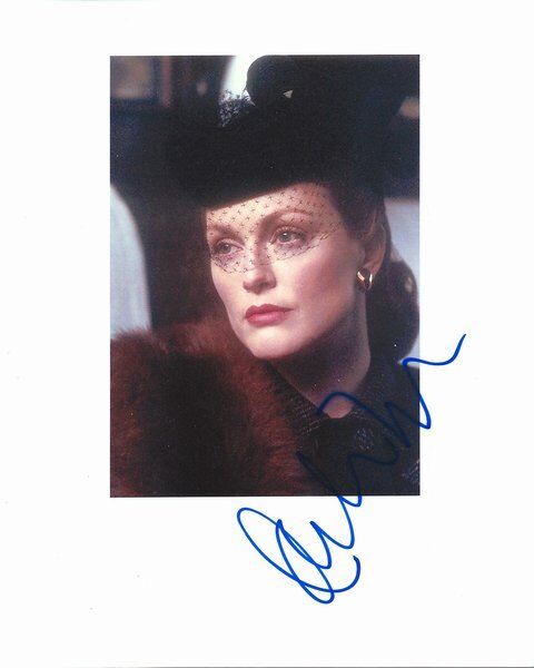 Julianne Moore genuine autograph Photo Poster painting 8x10