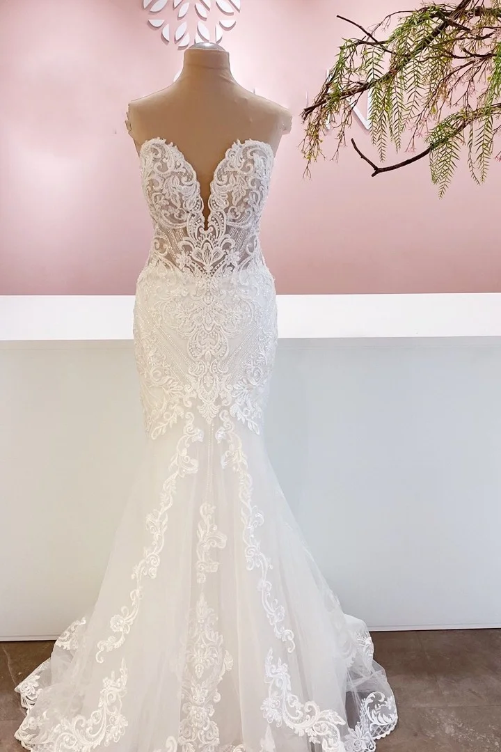 Daisda Classy Sweetheart Backless Floor-length Mermaid Wedding Dress With Appliques Lace