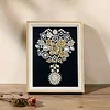 Framed Pearl Diamond Painting - Special Shaped - Bouquets (17x22cm)