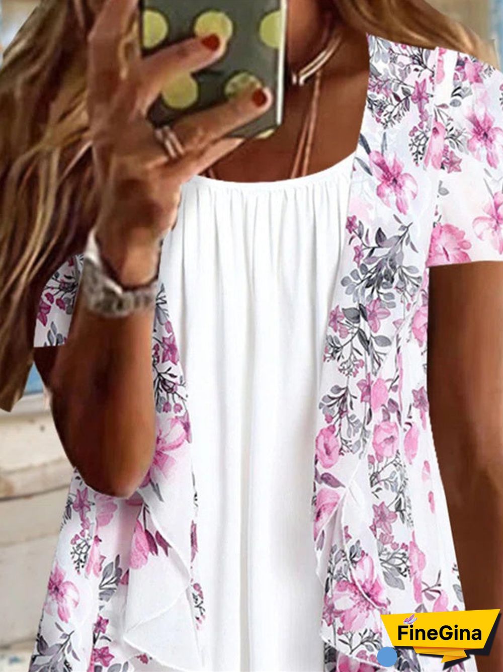 Women Short Sleeve U-neck Floral Printed Top