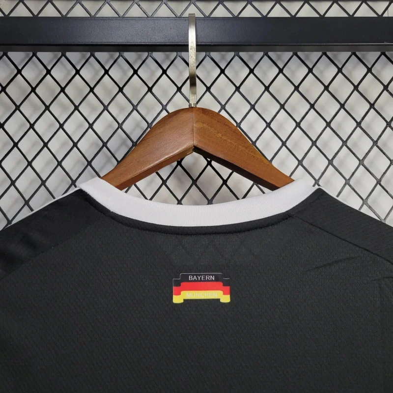 24/25 Arsenal Black Football Shirt Thai Quality