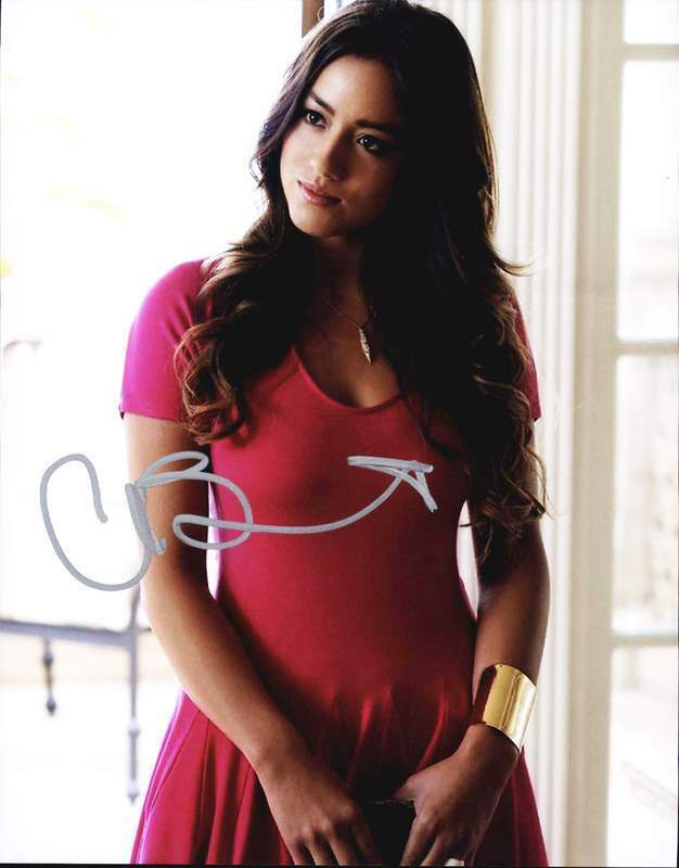 Chloe Bennet authentic signed celebrity 8x10 Photo Poster painting W/Cert Autographed B0007