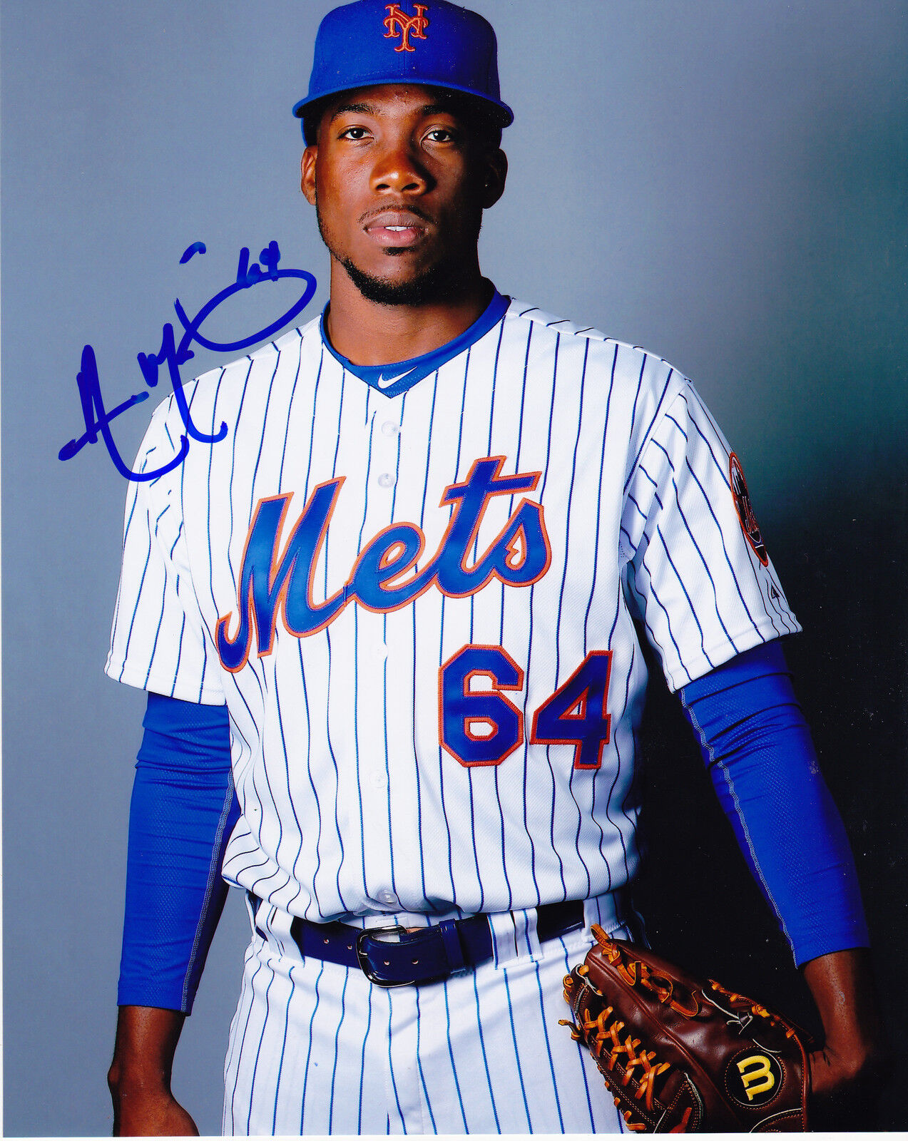 AKEEL MORRIS NEW YORK METS ACTION SIGNED 8x10