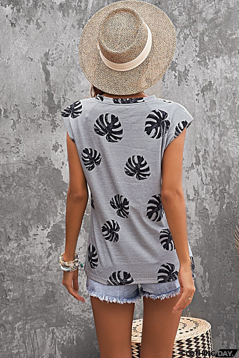 Palm Leaves Crew Neck Tank