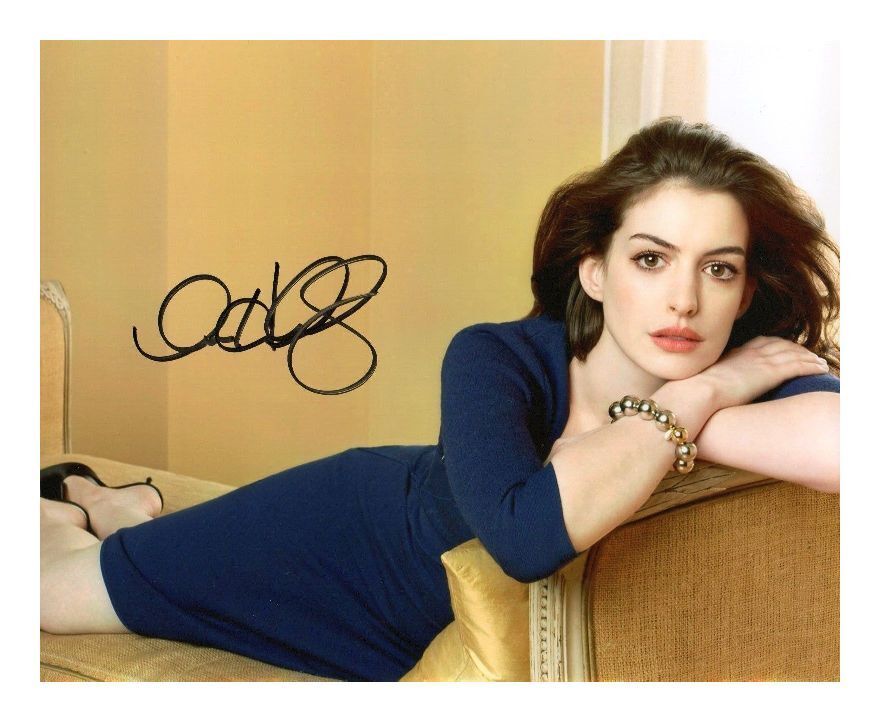 ANNE HATHAWAY AUTOGRAPHED SIGNED A4 PP POSTER Photo Poster painting PRINT 2