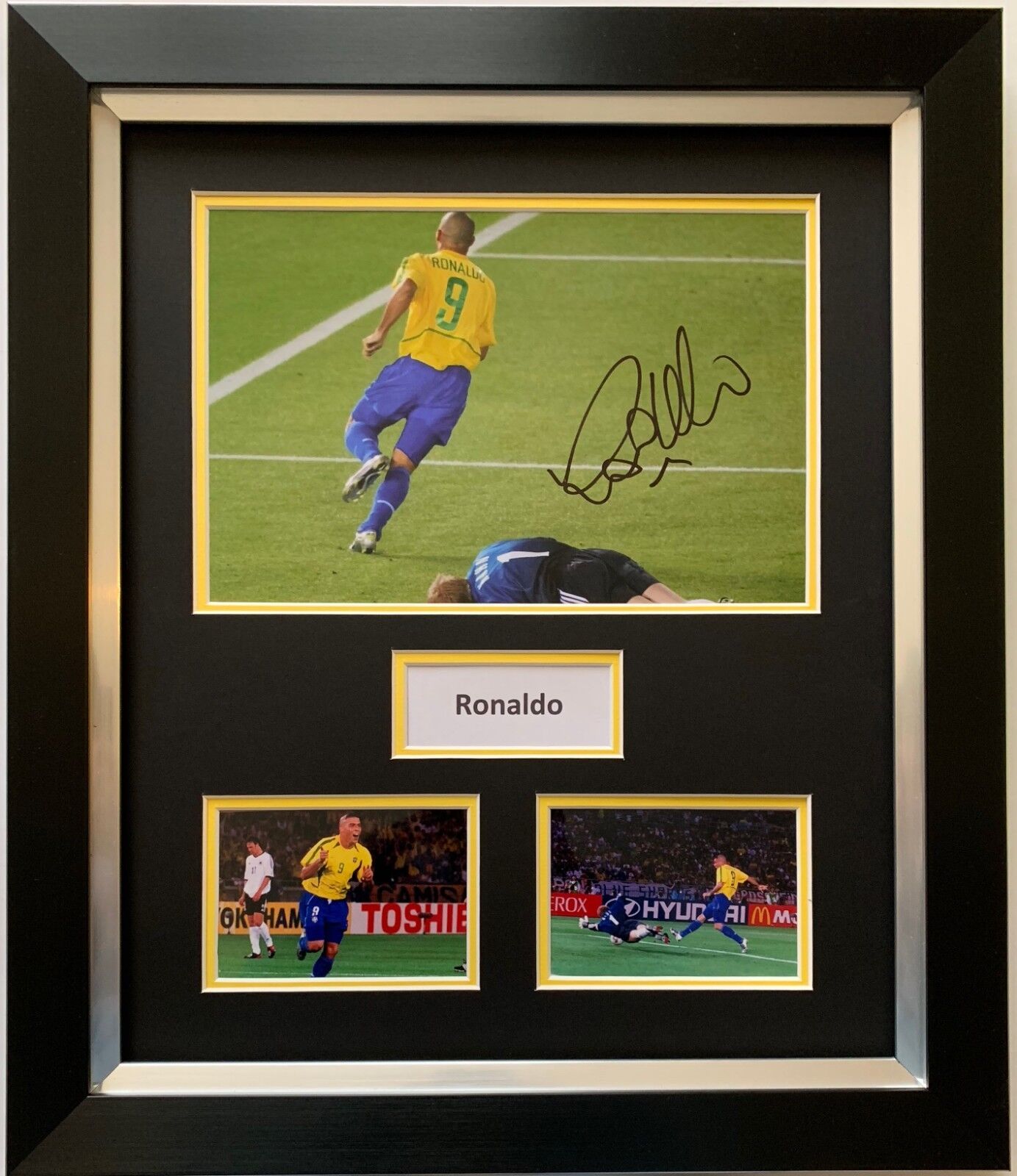 RONALDO HAND SIGNED FRAMED Photo Poster painting DISPLAY BRAZIL WORLD CUP WINNER 1.