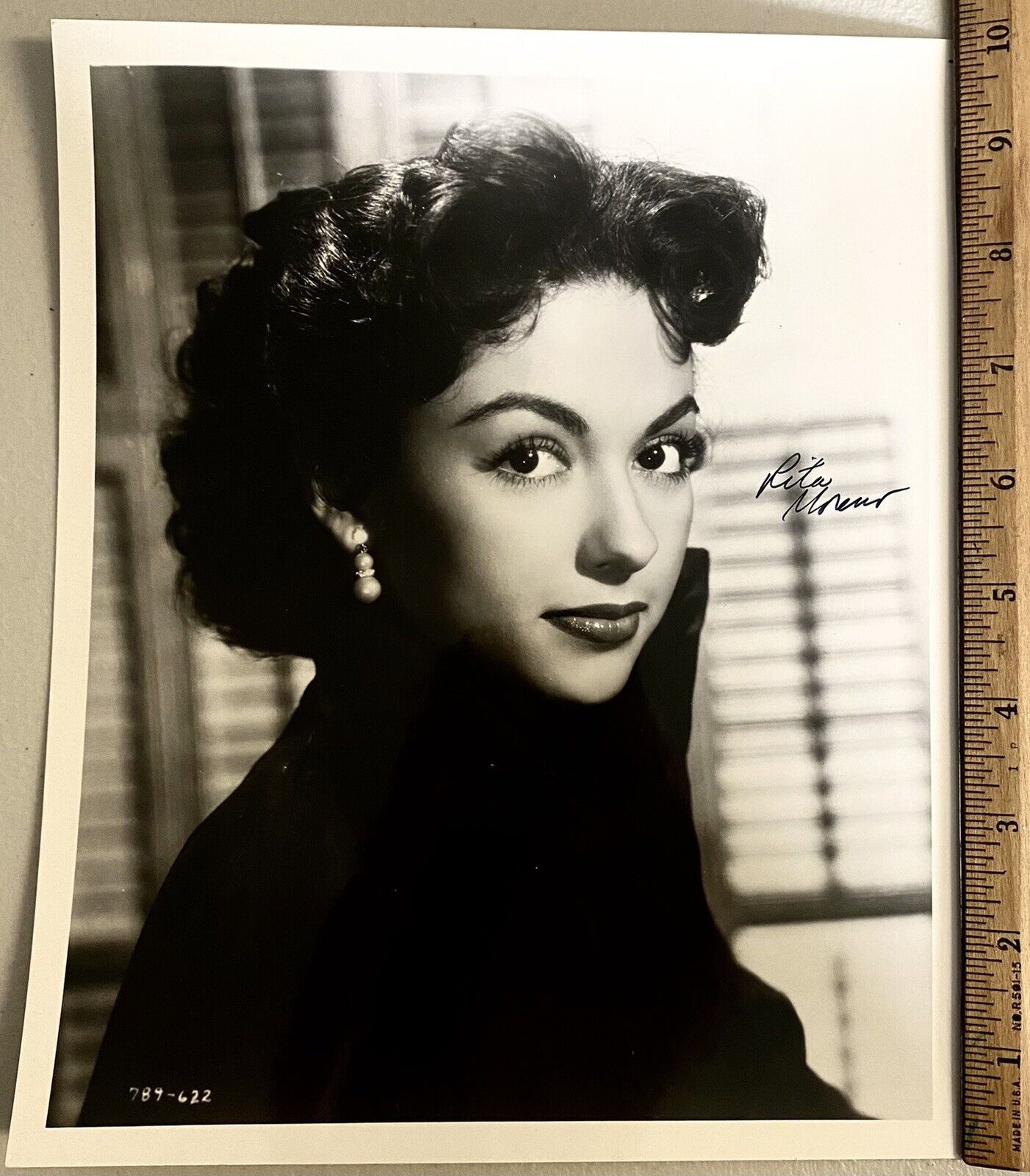 RITA Moreno Signed Sexy 8x10 Photo Poster paintinggraph Autographed Picture Pic