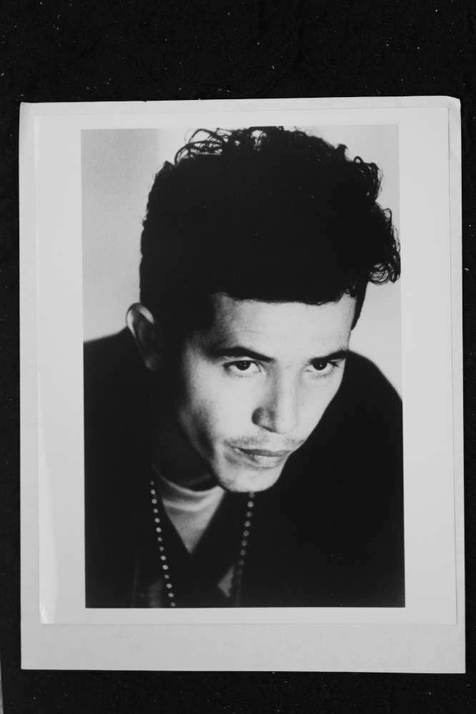 John Leguizamo - 8x10 Headshot Photo Poster painting w/ Resume - Spawn - Moulin Rouge!