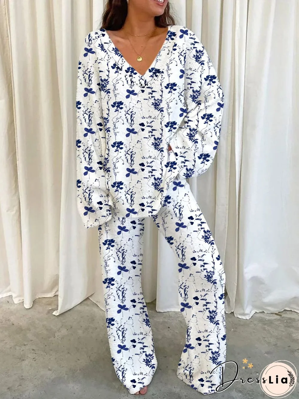 Floral Long Sleeve V Neck Plus Size Casual Two Piece Sets