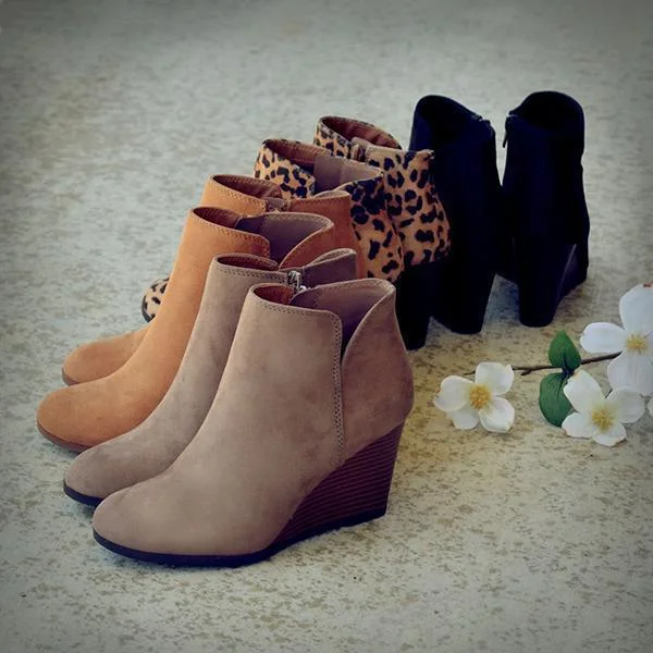 Side Slit Wedge Booties