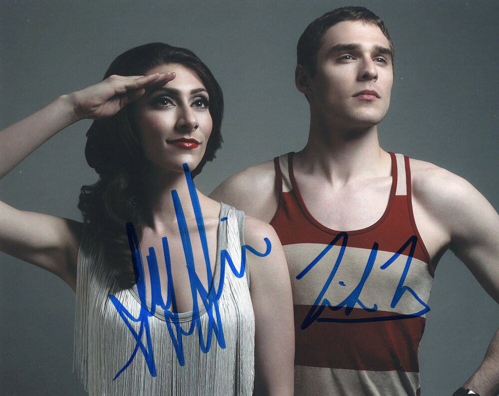 Amy Noonan Nick Noonan Signed 8x10 Photo Poster painting w/COA  Karmin Acapella #1