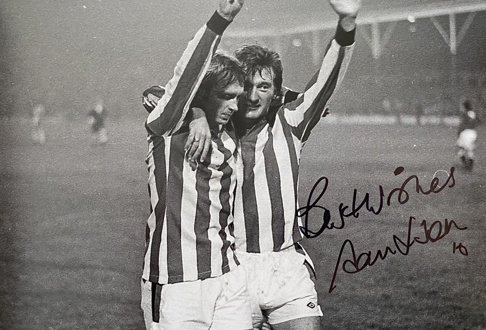 Alan Hudson Genuine Hand Signed Stoke City 12x8 Photo Poster painting