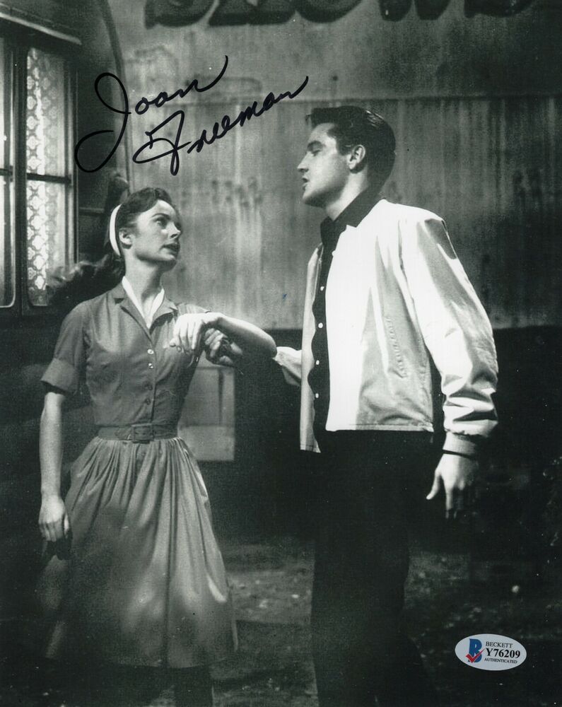 Joan man Signed Roustabout 8x10 Photo Poster painting w/Beckett Y76209