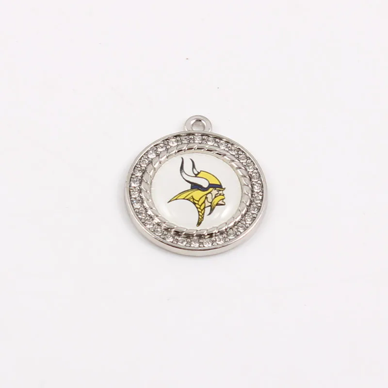 1 Piece 27.6*24.3mm Alloy Rhinestones Totem Pendant