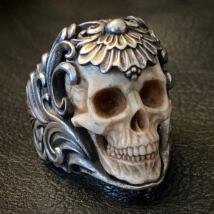 Last day 50% Off💀Vintage Polish Floral Armor Antler Skull Ring