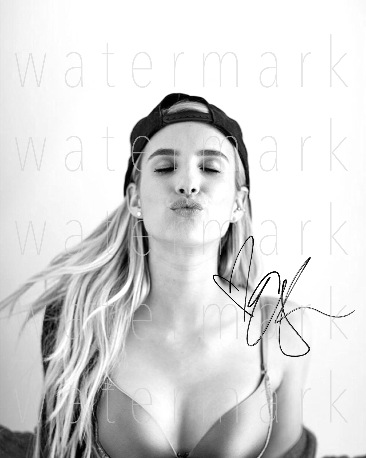 Emma Roberts sexy hot signed 8X10 print Photo Poster painting poster picture autograph RP