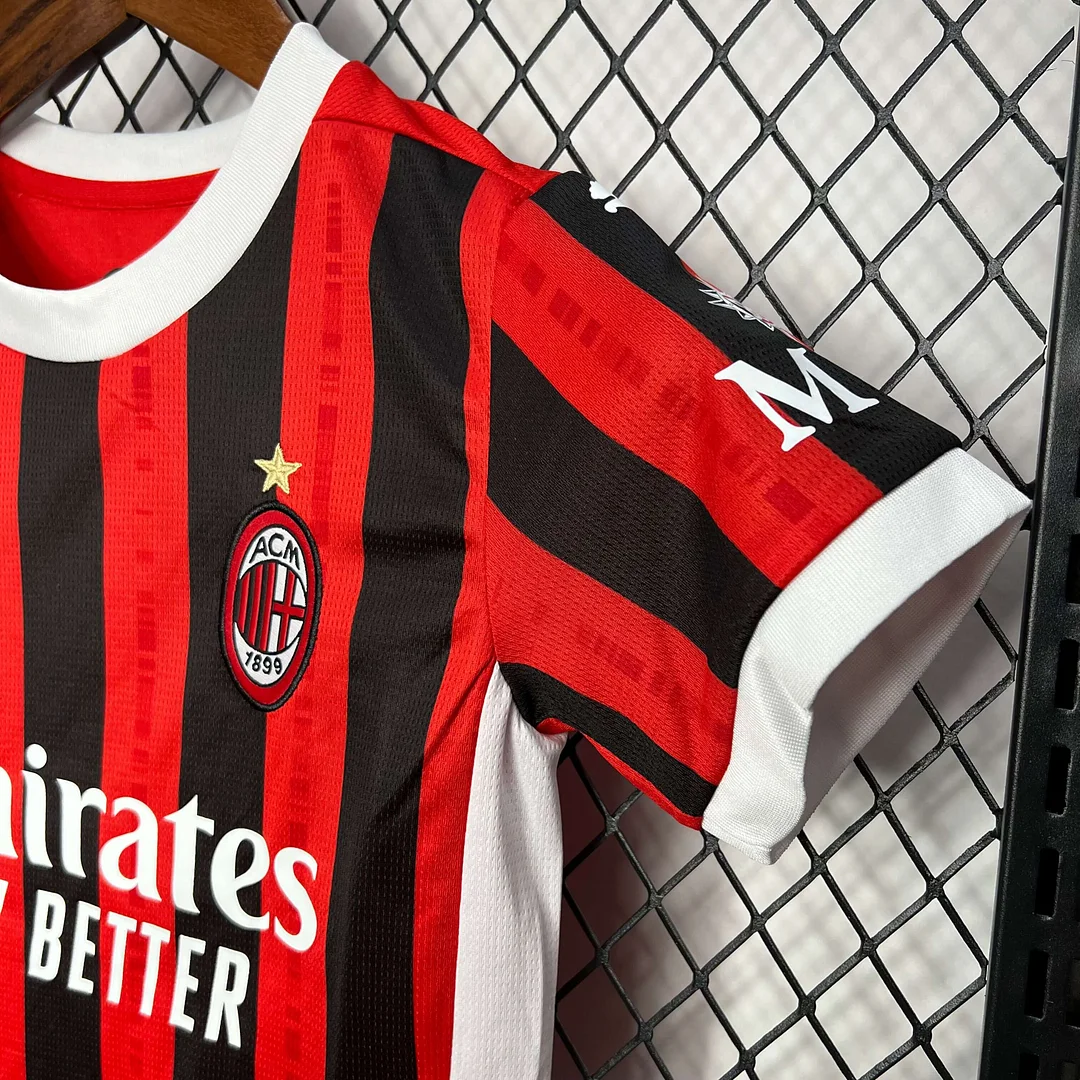 2024/2025 Kids Size AC Milan Home Soccer Jersey 1:1 Thai Quality