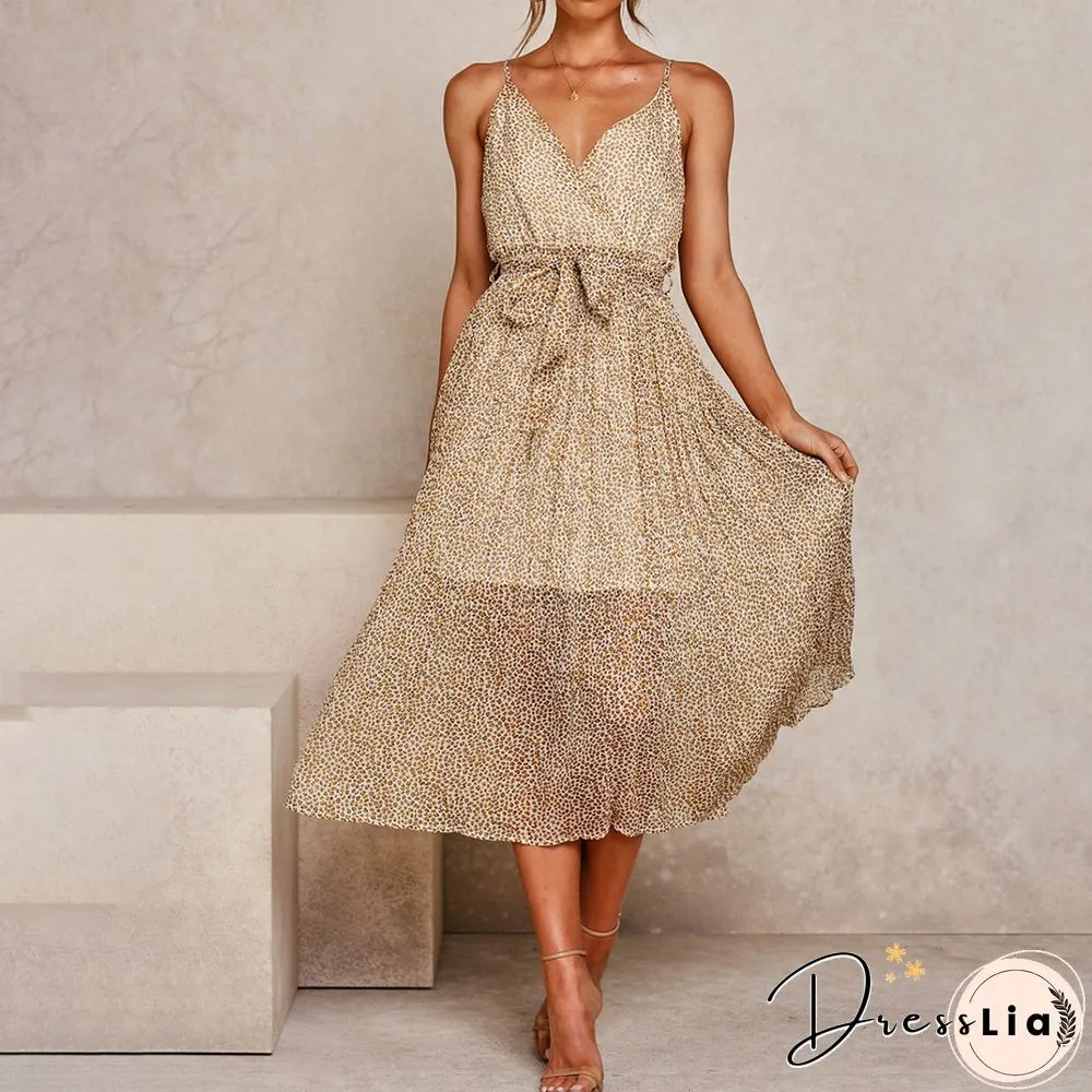 Pleated Elegant Dress With Fashionable Suspenders