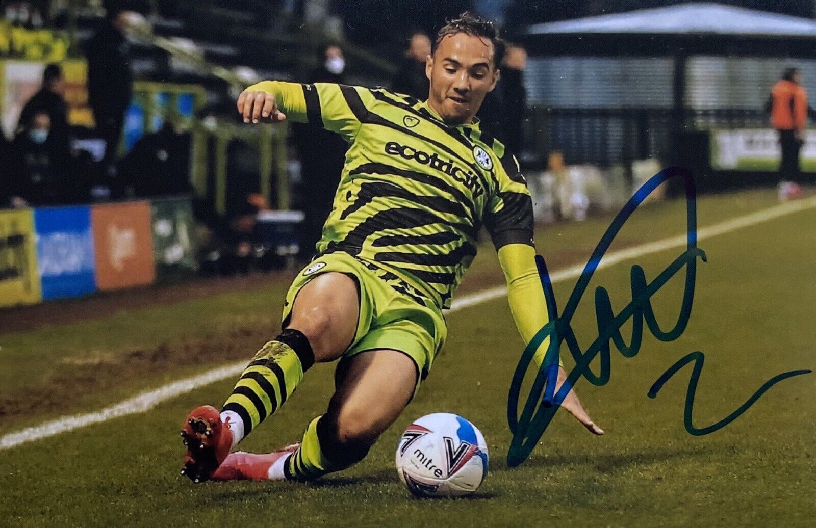 Kane Wilson Genuine Hand Signed Forest Green Rovers 6X4 Photo Poster painting