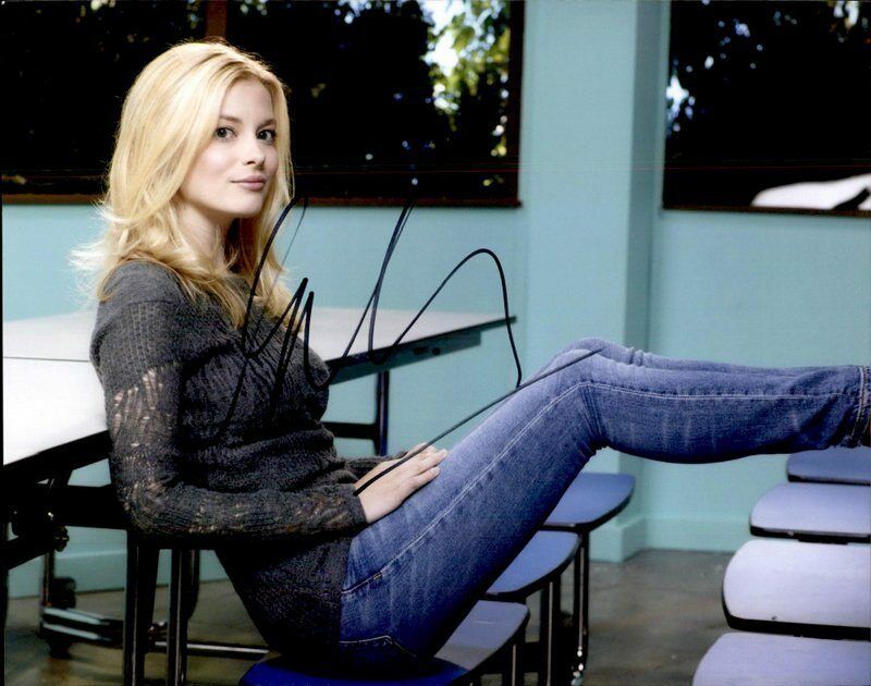 Gillian Jacobs authentic signed celebrity 8x10 Photo Poster painting W/Cert Autographed C1