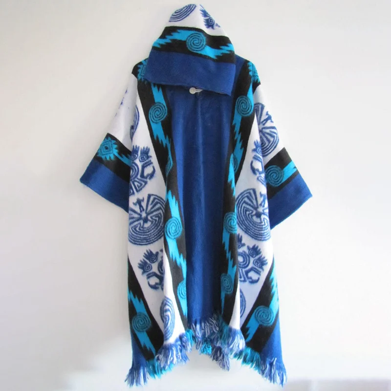 Fashion Retro Ethnic Blue And White Totem Cape