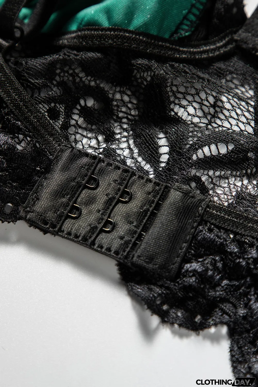 Green Strappy Lace Velvet Bralette Set