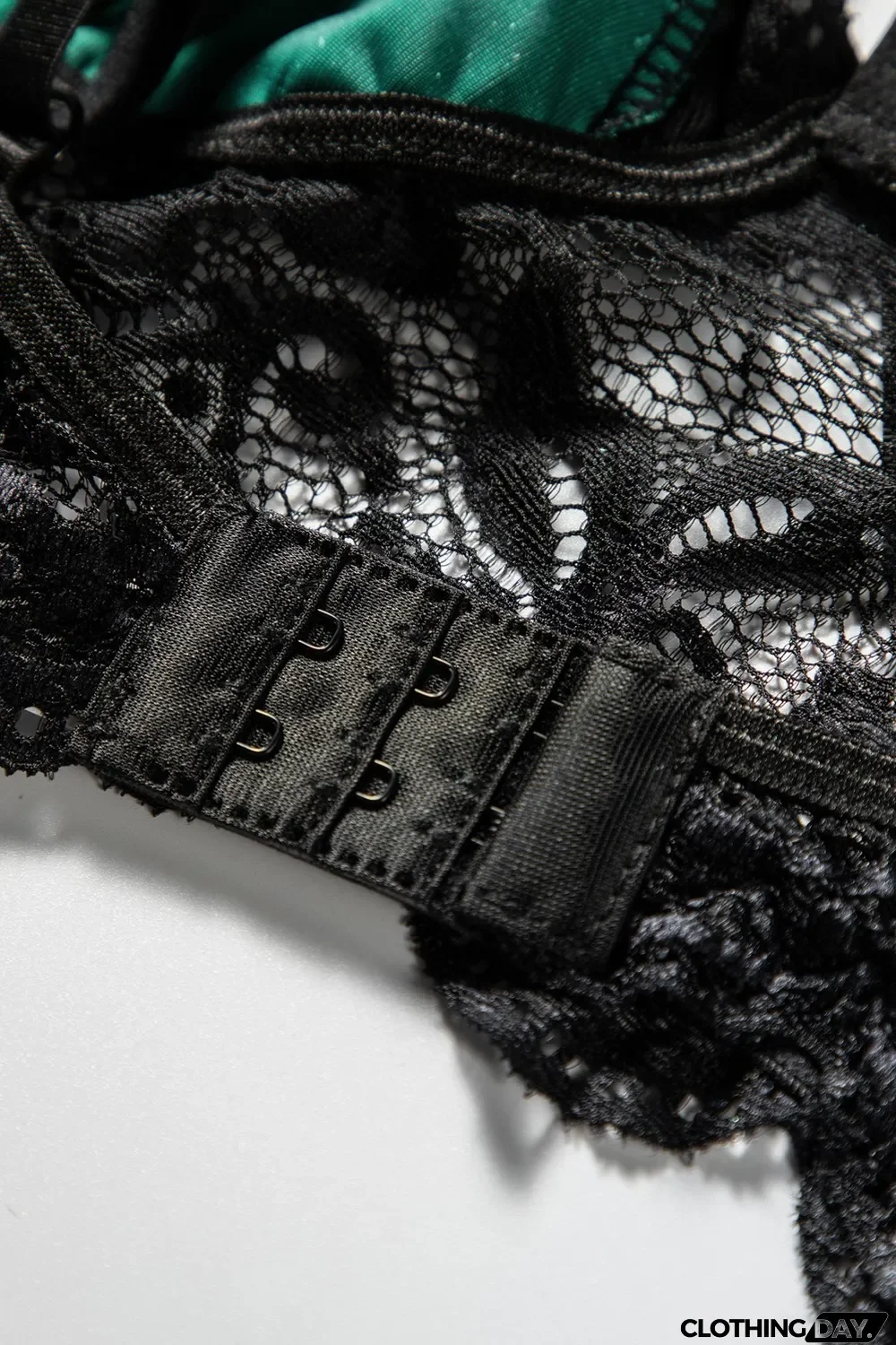 Green Strappy Lace Velvet Bralette Set