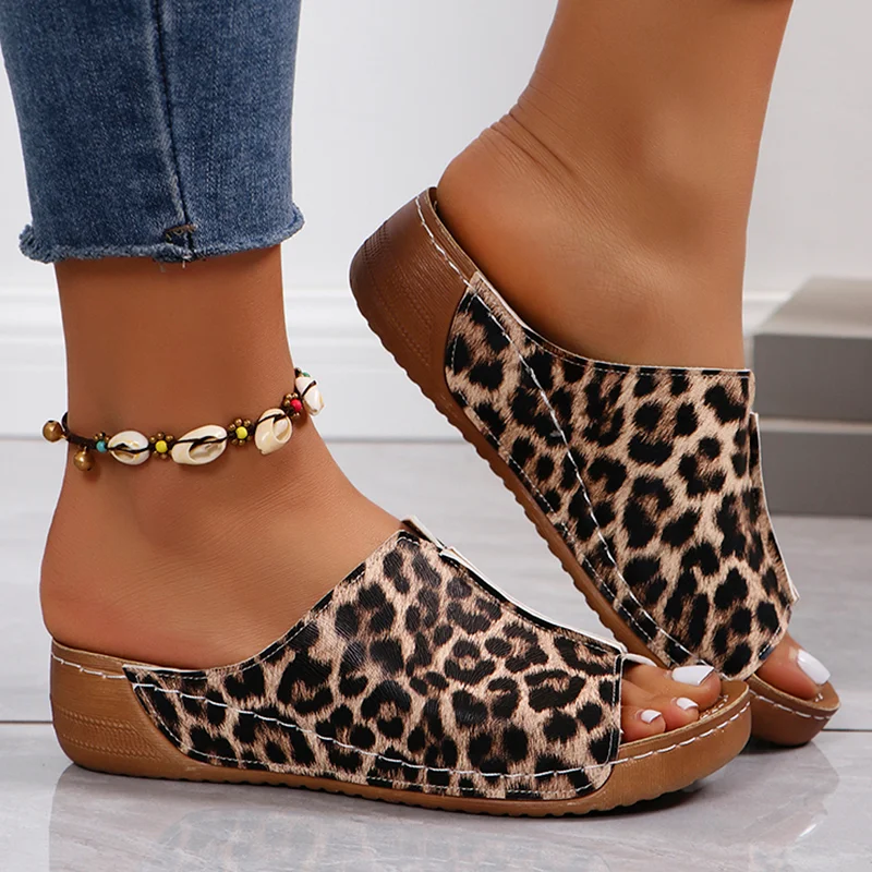 Yyvonne Vintage Leopard Print Platform Slippers for Women Summer Non Slip Wedges Sandals Woman Lightweight Beach Flip Flops 43