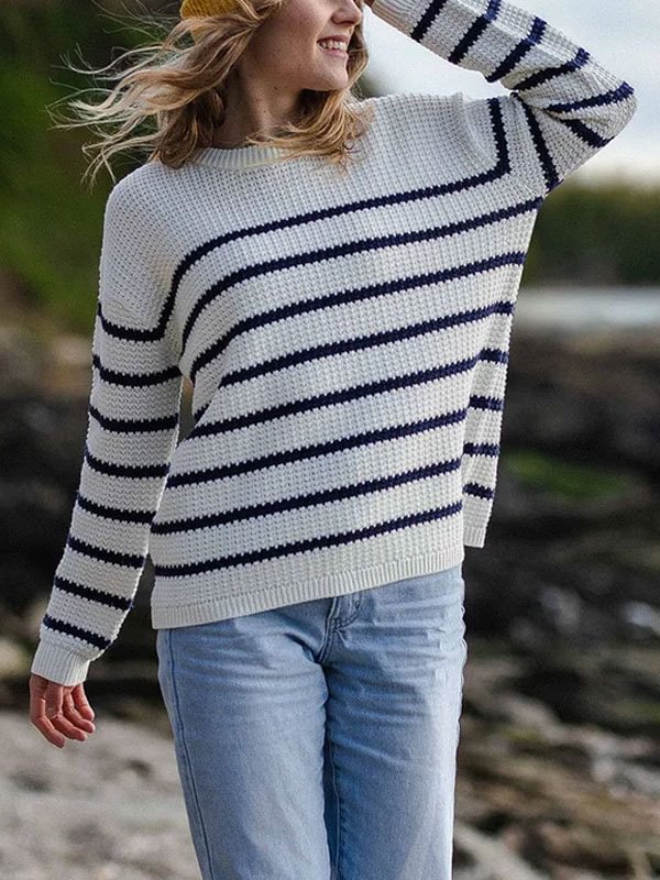 Casual outdoor comfortable and warm women's sweater