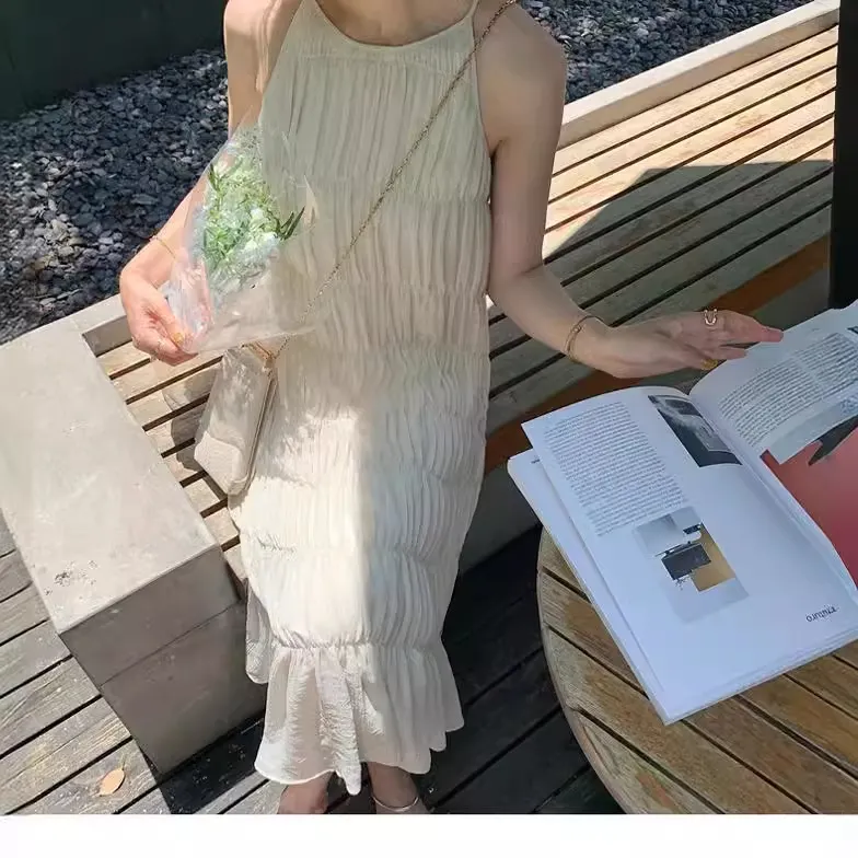 Churchf Churchf Gentle Wind Sanya Seaside Halter Dress Korean Version Elegant Thin Beach Pleated Dress Foreign Style