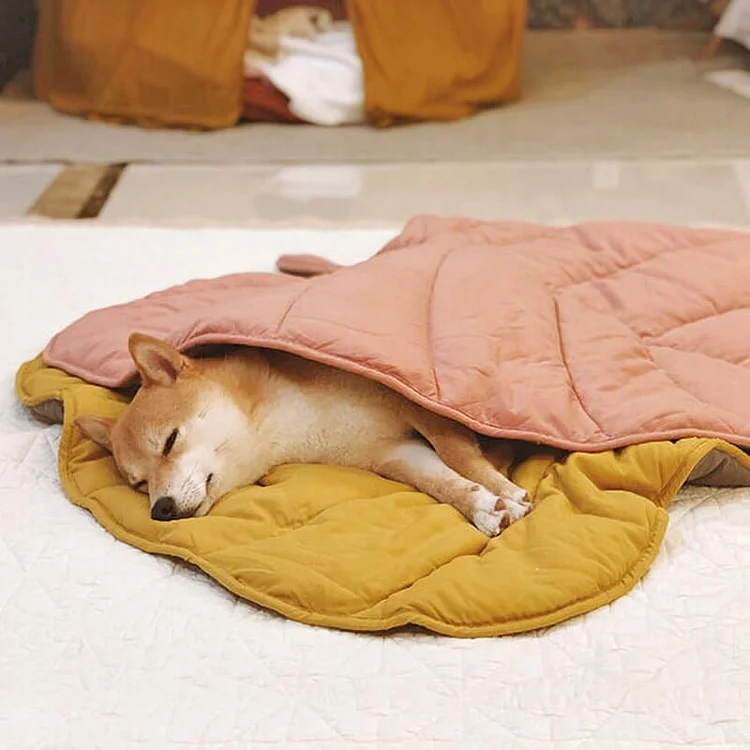 Leaf Shape Dog Blanket Washable Dog Mat