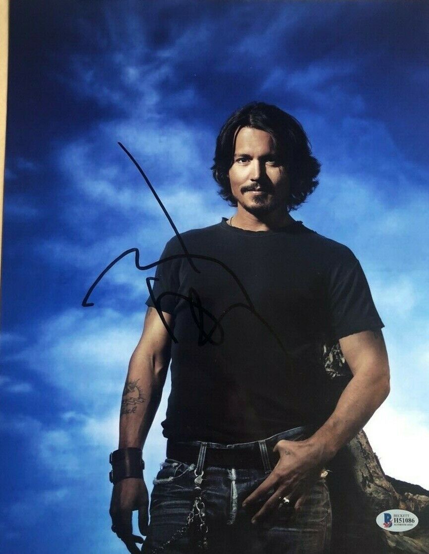 Johnny Depp signed autographed 11x14 Photo Poster painting Pirates Jack Sparrow BECKETT COA