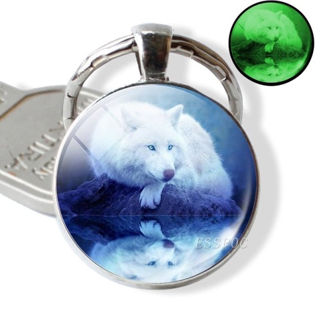 Buzzdaisy Luminous Glow In The Dark Wolf Key Chain Key Rings Holder