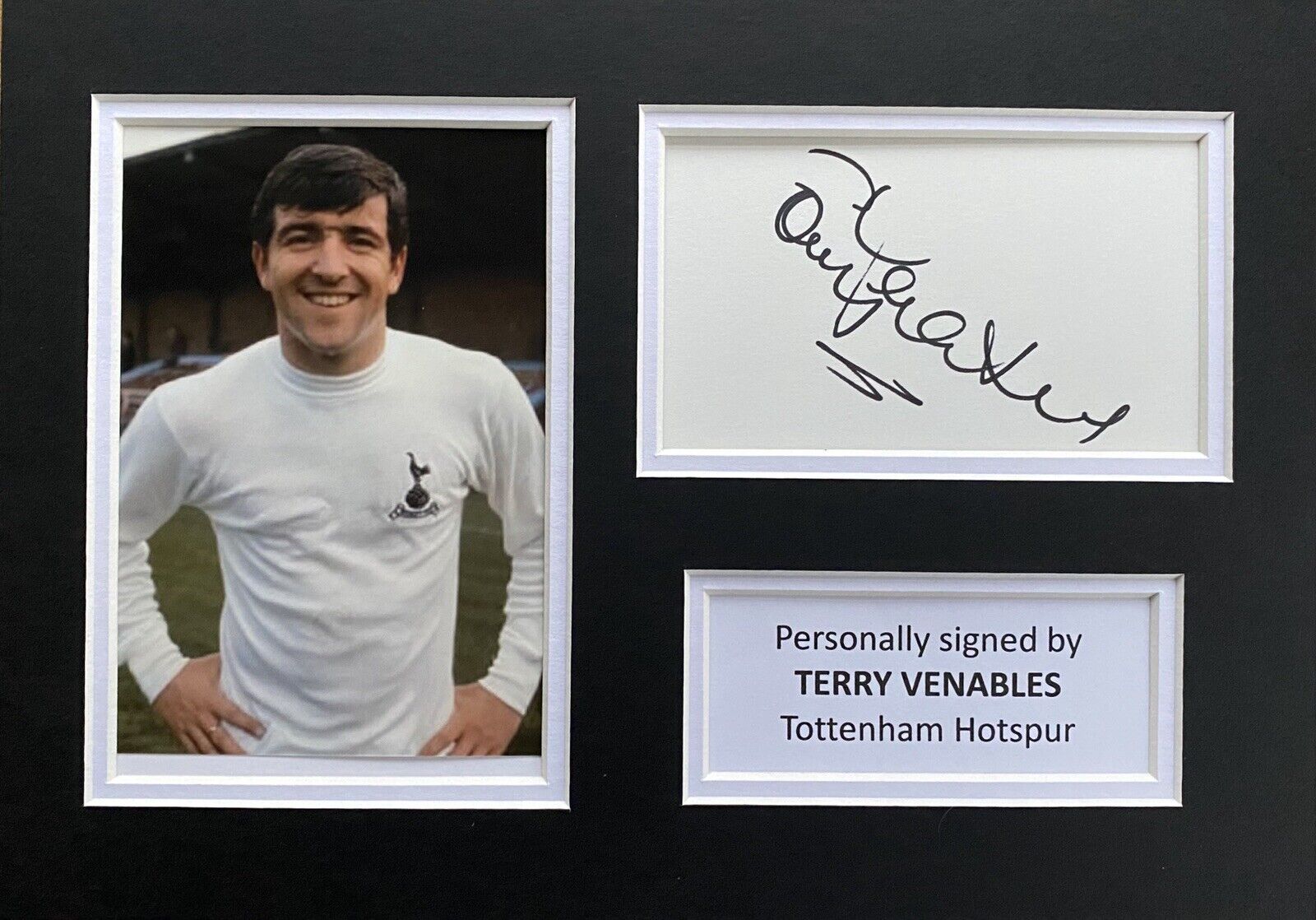 Terry Venables Hand Signed White Card In A4 Tottenham Hotspur Mount Display